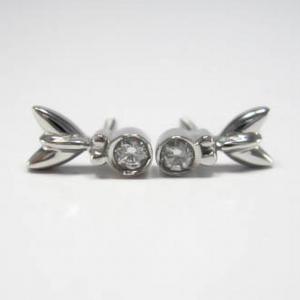 Vỏ Bông Tai Kim Cương